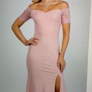 Women’s off the shoulder lace sleeve size (S)